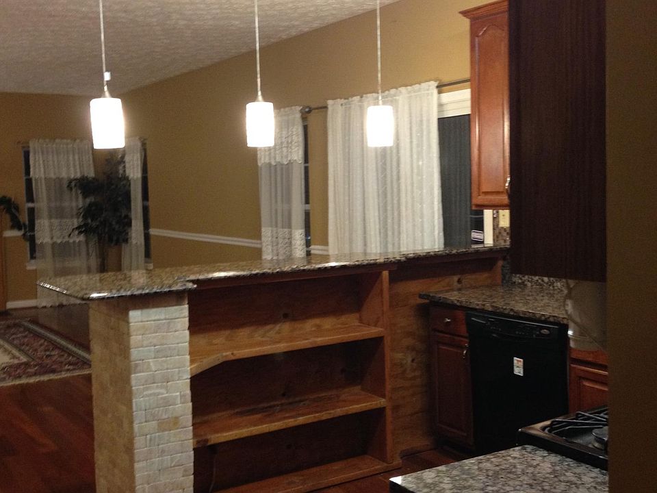 2nd image of 3002 Marsh Crossing Dr