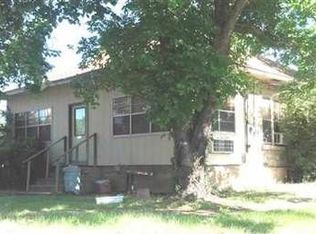 311 E Main St, Flippin, AR 72634