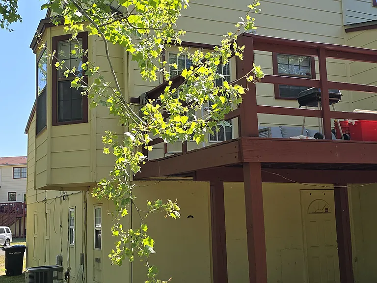 1302 Warrior Way — Photo 30