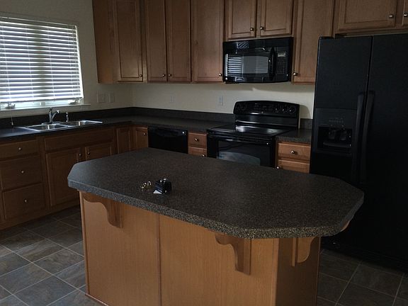 2nd image of 3822 Fish Pond Ln