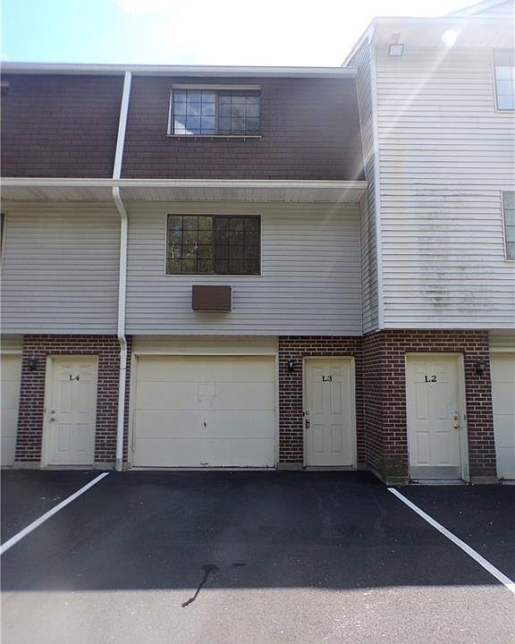 1st image of 150 Mark Ln #L3