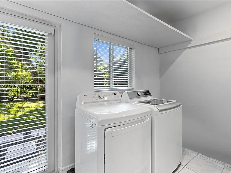 5406 S Le Jeune Rd — Photo 24