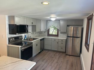 680 Vassar Rd #2, Poughkeepsie, NY 12603