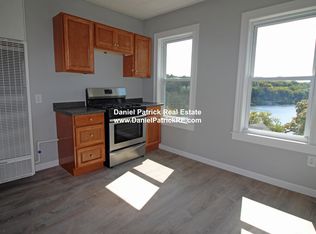 125 Grove St APT 2, Clinton, MA 01510