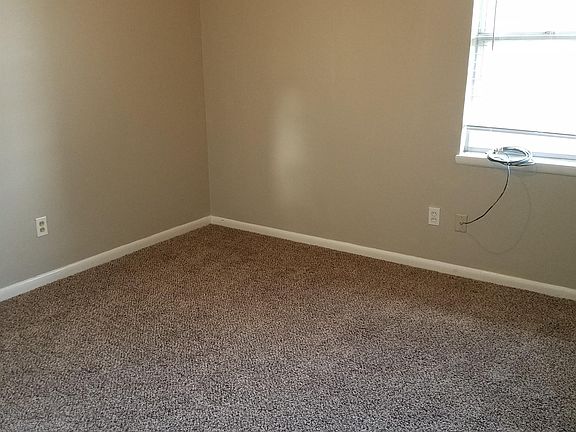 2nd image of 2113 Henderson Dr #1