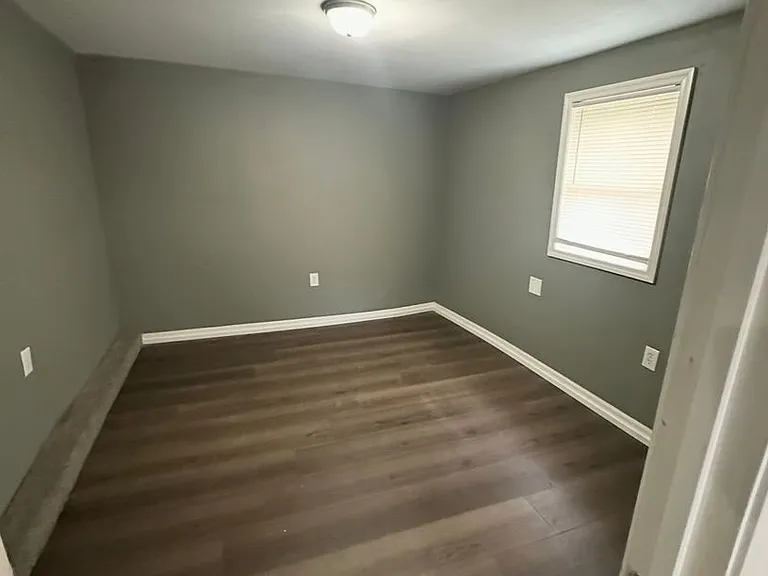 1539 Topping Ave — Photo 6