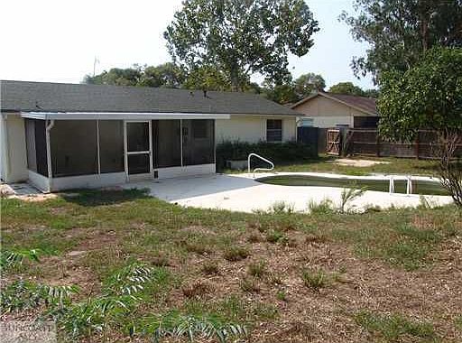 2nd image of 1123 Peninsula Rd