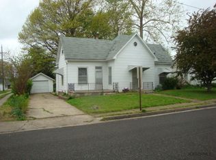 605 S Roache St, California, MO 65018