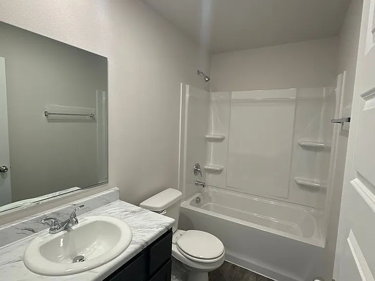 8109 E Oakland St — Photo 7