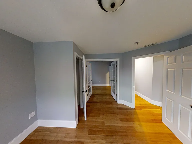 722 Saratoga St — Photo 12