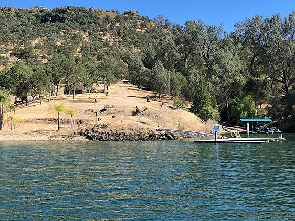 4th image of 14880 Lakefront Dr