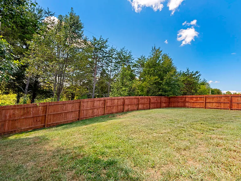 317 Wynberry Ct — Photo 27