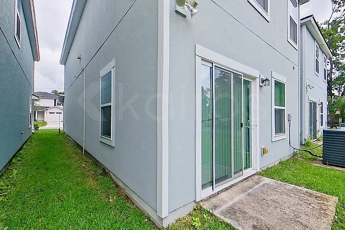 1303 Mull St — Photo 20