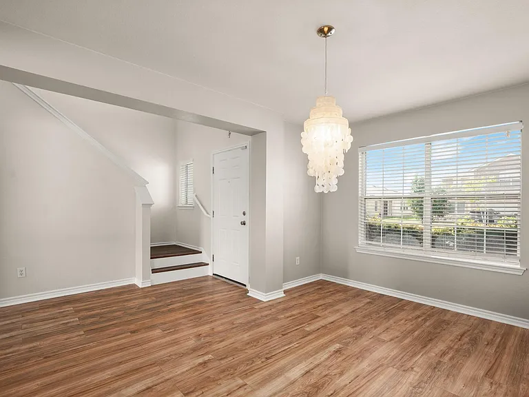 219 Brown St — Photo 3