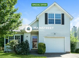 4005 Chenwood Ln, Louisville, KY 40299