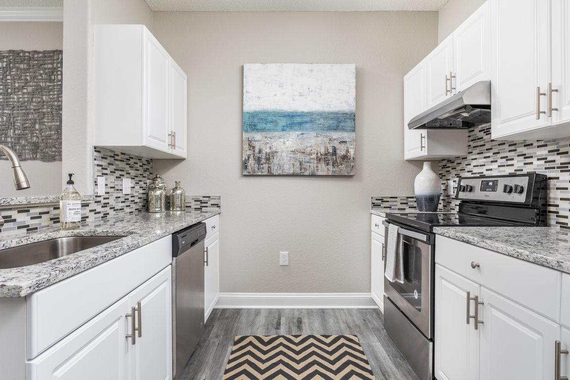 Modern Kitchen with Granite Countertops