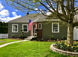 411 5th St, Lynden, WA 98264