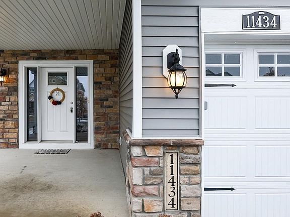 Covered Front Porch