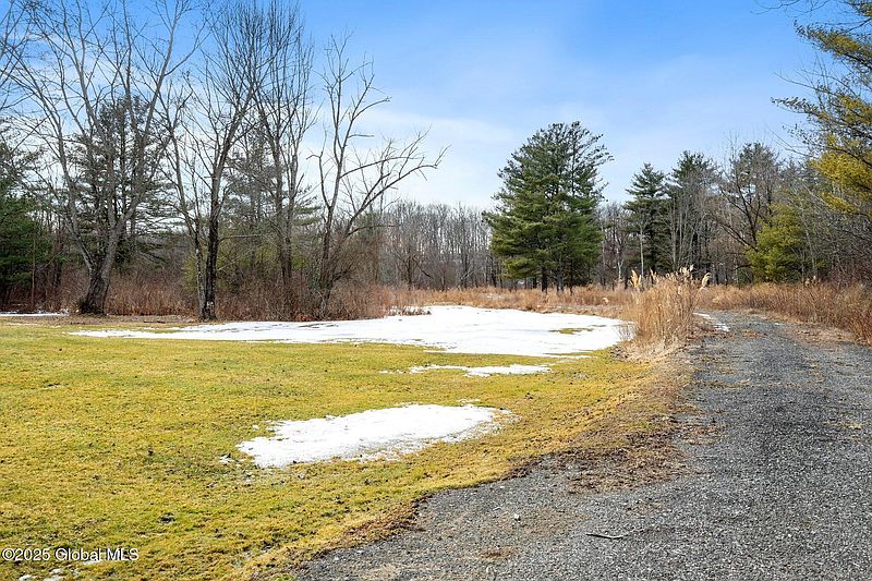 2nd image of 2643 Brookview Road