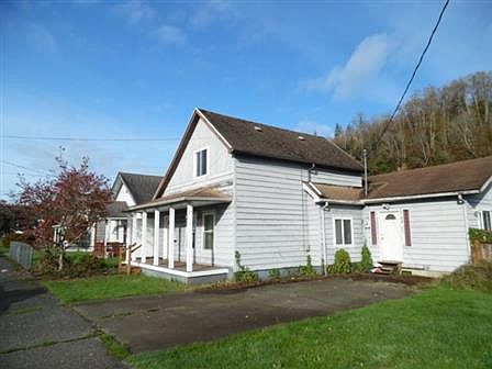 5th image of 2619 Cherry St