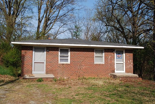 1st image of 808 Richland St APT A