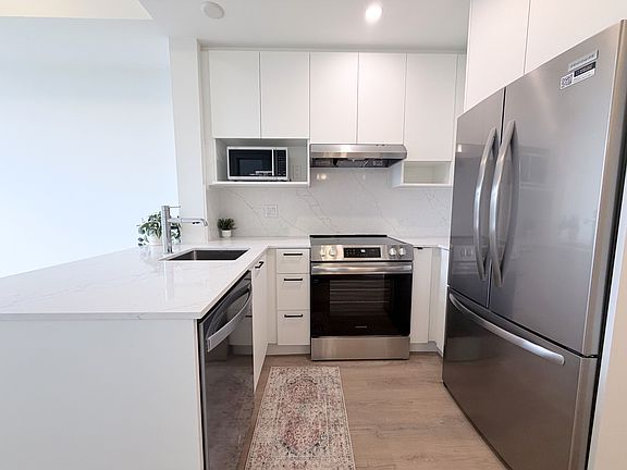 2nd image of 206 King St W #1108
