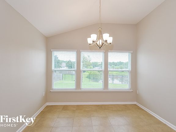 5th image of 386 Samara Lakes Pkwy