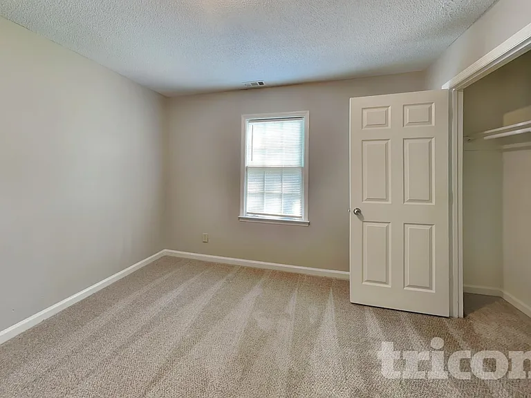 1202 Holly Hills Dr SW — Photo 11