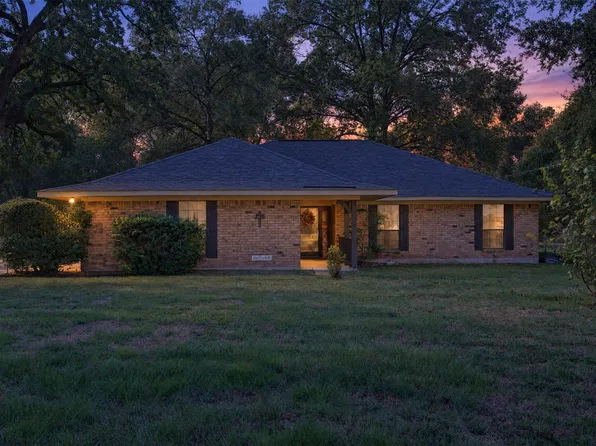 3727 Old Mooringsport Rd, Shreveport, LA 71107