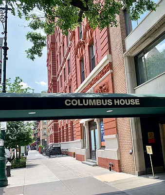 Rented by Compass | media 23