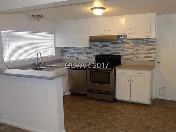 2nd image of 5053 Hallet Dr