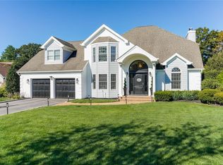 86 Caramel Rd, Commack, NY 11725