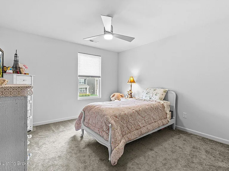 12034 Wooden Trace Dr — Photo 17
