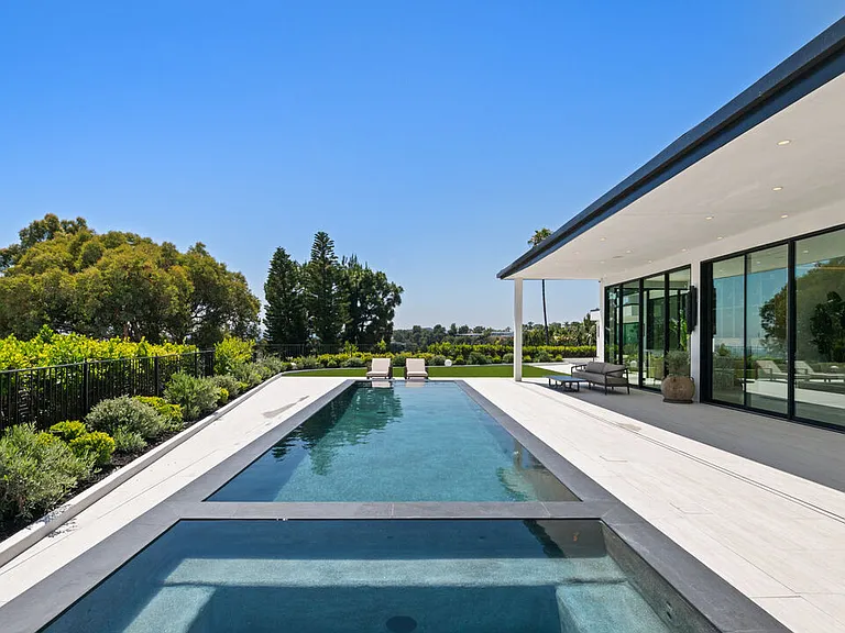 365 Trousdale Pl — Photo 51