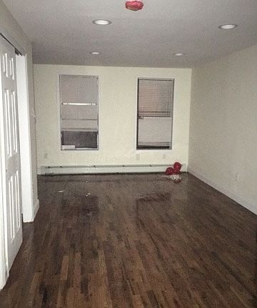 3rd image of 3069 Heath Ave