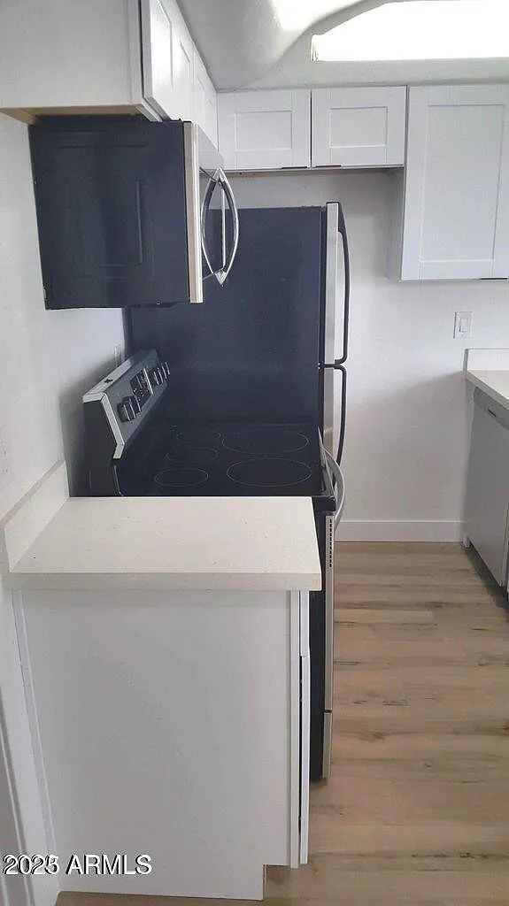 Building Photo - 461 W Holmes Ave #249
