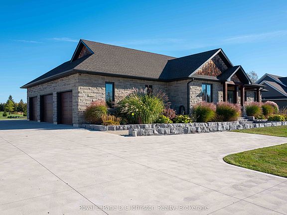 2nd image of 5262 Bruce Rd #3