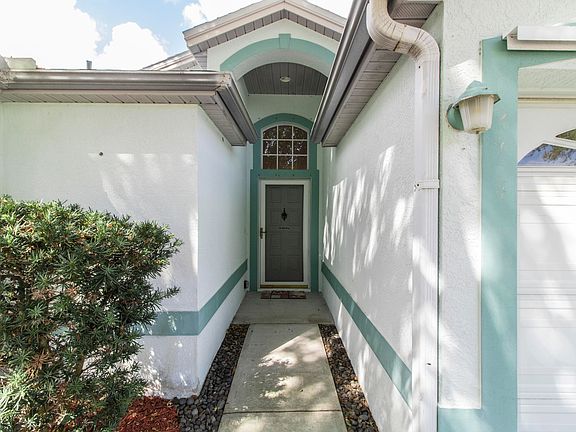 2nd image of 2454 Saint Johns Ln
