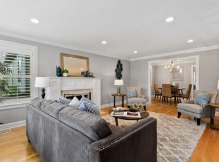 7709 Corliss Ave N, Seattle, WA 98103