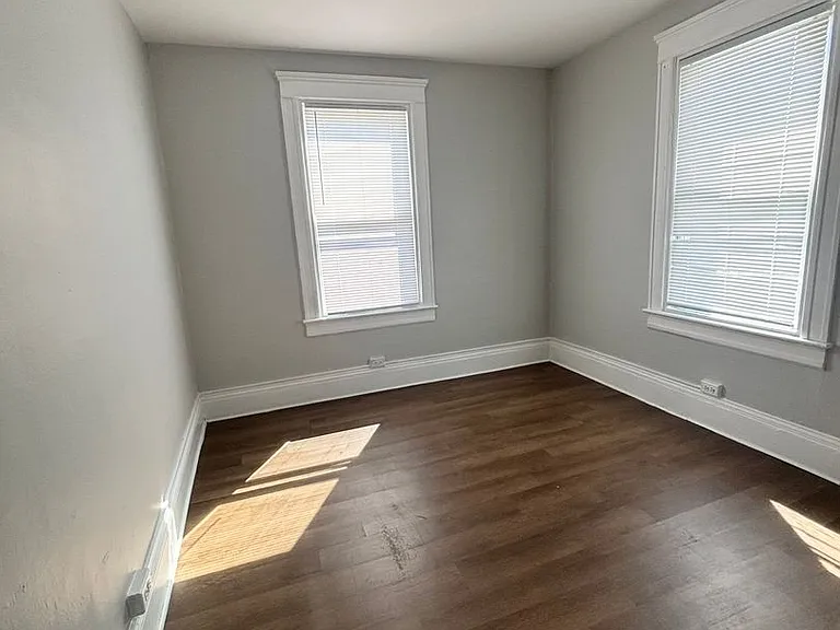 149 River St — Photo 14