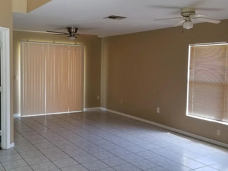 7565 Carrier Rd — Photo 4