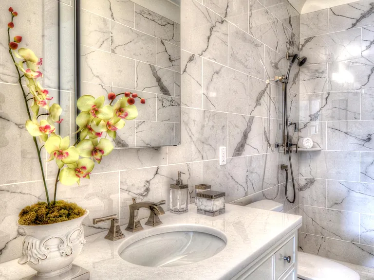 77 Leroy Ave #204 — Photo 9