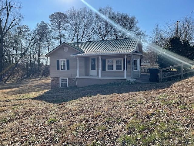 1st image of 284 Georgia Ave