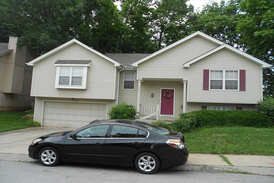 1st image of 3403 Oxford Pl