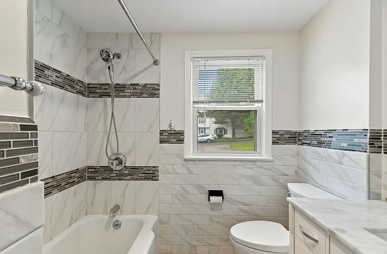 30 Meisel Ave — Photo 8