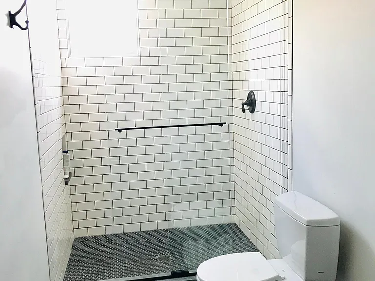 709 Page St — Photo 15