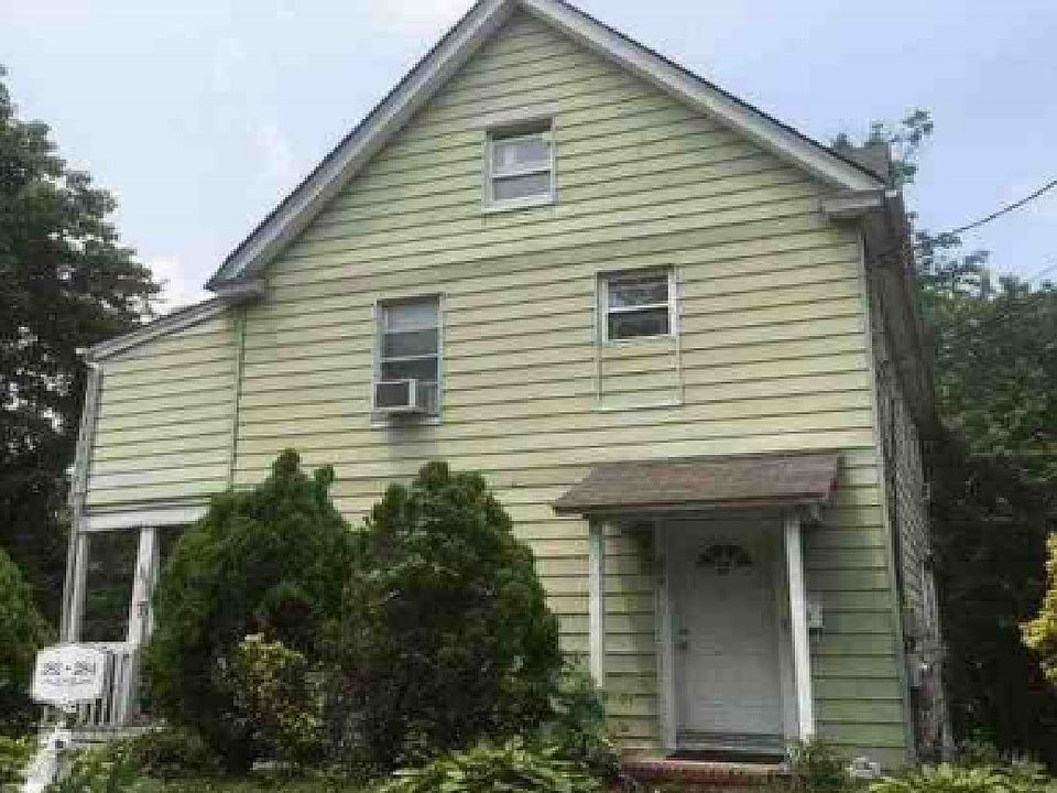 1st image of 282 Grand Ave