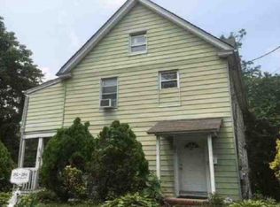 282 Grand Ave, Leonia, NJ 07605