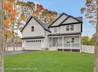 308 Elm Ct, Brick, NJ 08723