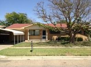 1005 S Loyola St, Perryton, TX 79070